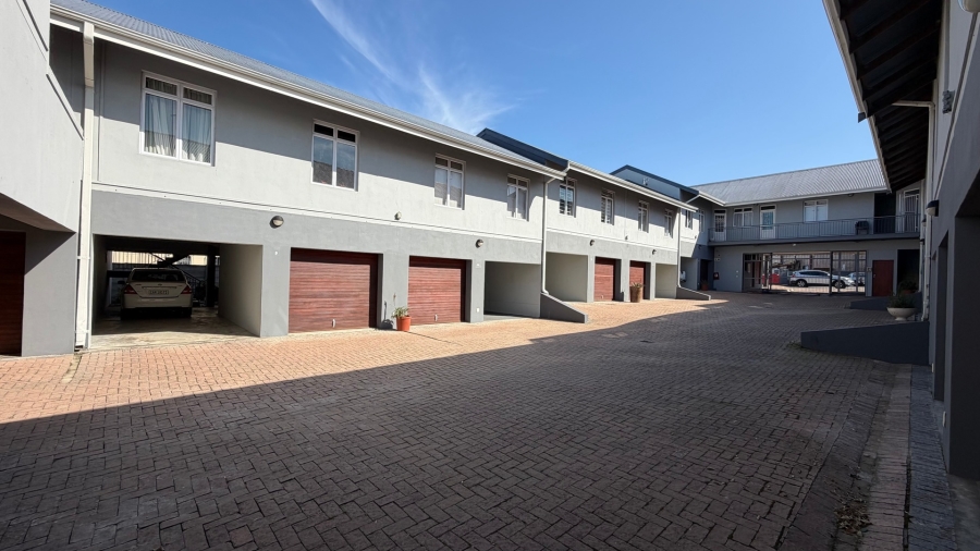 2 Bedroom Property for Sale in Klein Berlyn Western Cape
